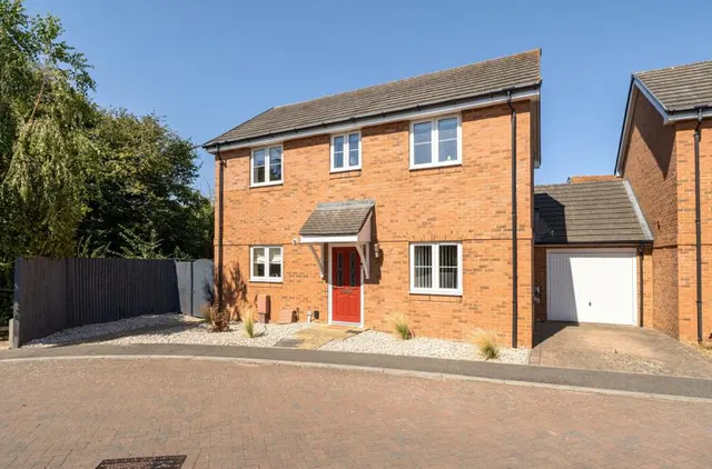 Tiller Close, Yapton, BN18, photo 1