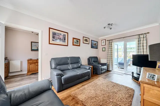 Tiller Close, Yapton, BN18, photo 3