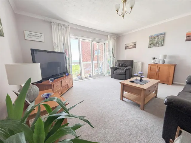 Photo 2 — Sutton Place, Bexhill-On-Sea, TN40 1PF