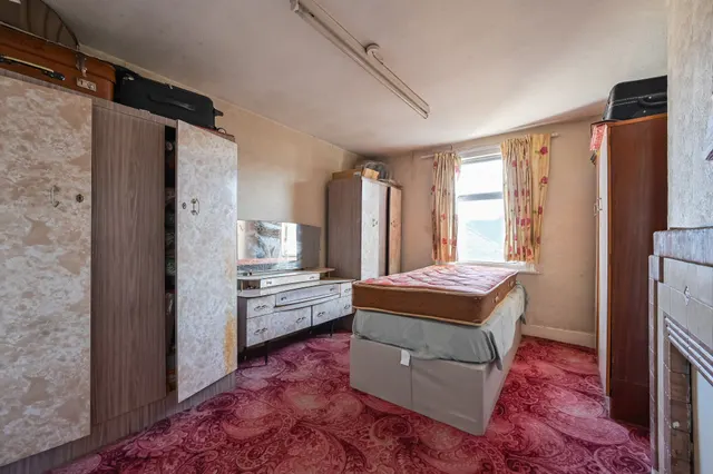 Photo 2 — 134 Wightman Road, London