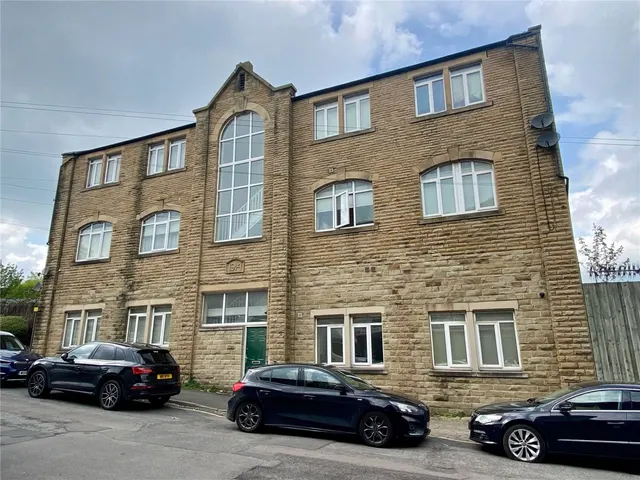 Well Lane, Batley, WF17, photo 1