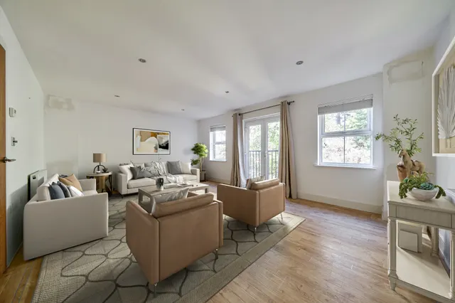 Fitzroy Place, Reigate, RH2, photo 2