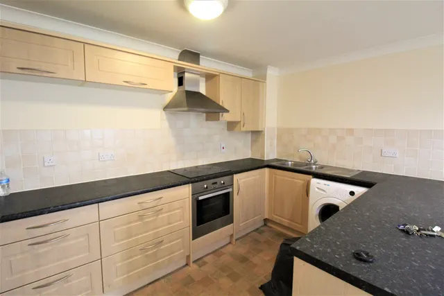 Photo 3 — Anchor Court, Grays, Essex, RM17 6QN