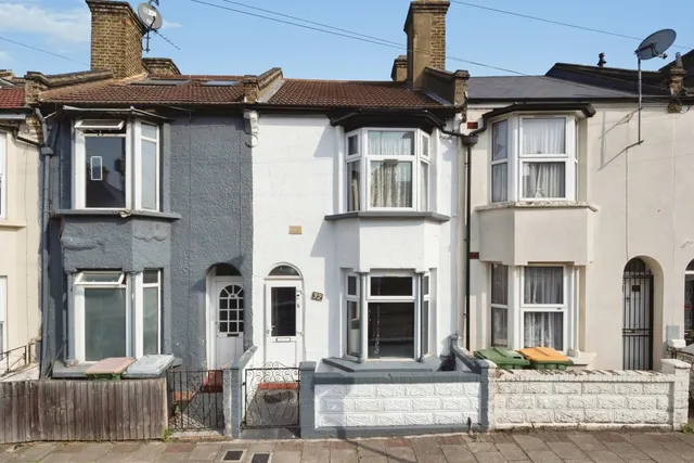 Herbert Street, London, E13, photo 1