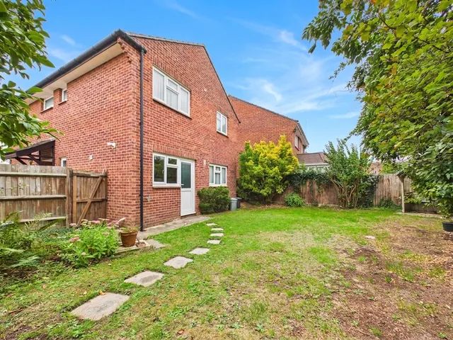Hopland Close, Longwell Green, BS30, photo 1