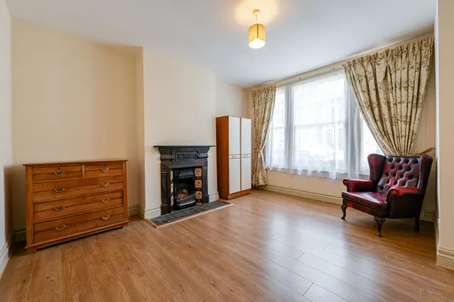 29 Woodland Terrace, London, photo 1
