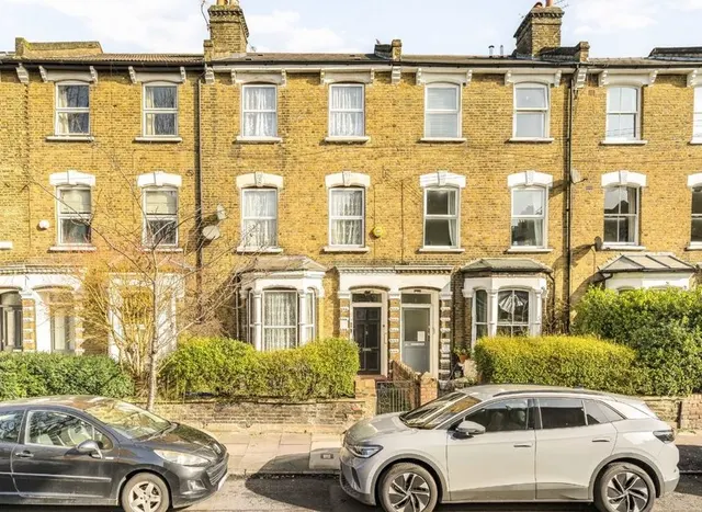 Evershot Road, Finsbury Park, N4, photo 1