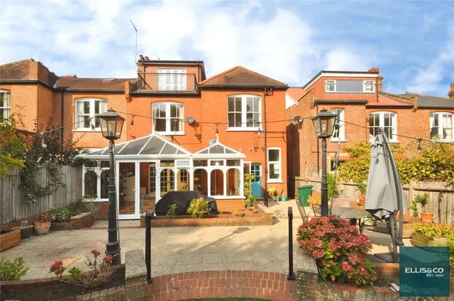 Church Crescent, Finchley, N3, photo 2