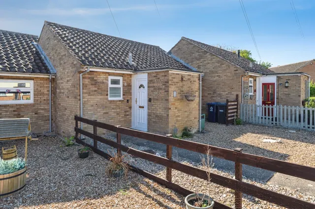 Hollidays Road, Huntingdon, PE28, photo 1