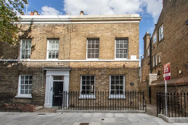 Fairfield Road, Bow, photo 1