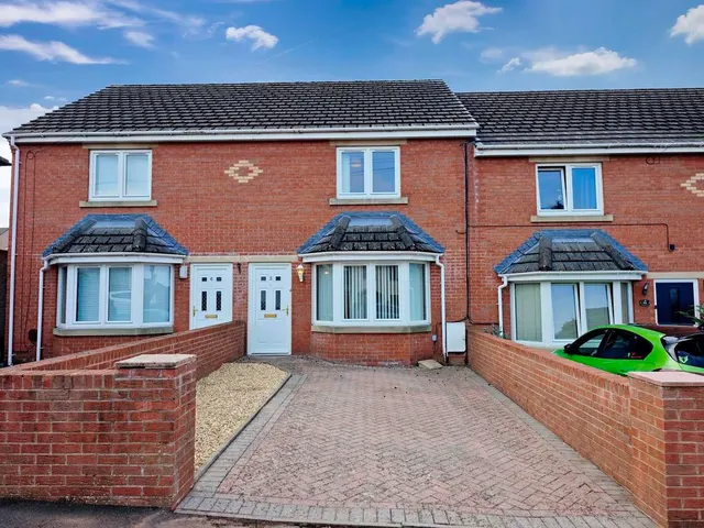 Lingmoor Terrace, Carlisle CA1 3NZ, photo 1