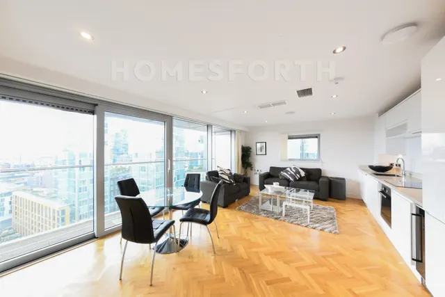 Commercial Road, Tower Hamlets, E1, photo 3
