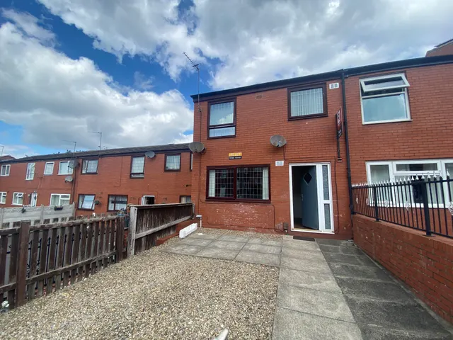 Woodsley Road, LEEDS, photo 1