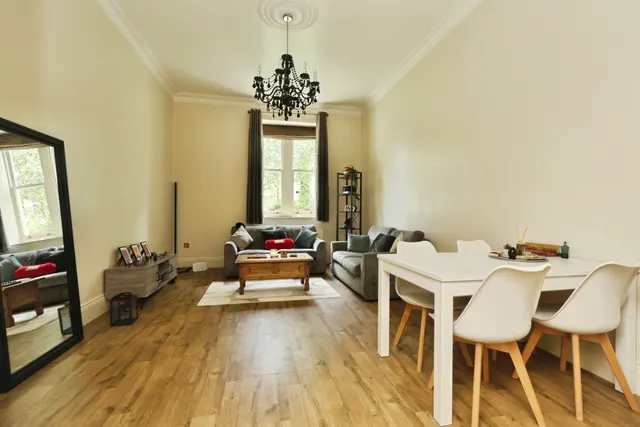 Photo 3 — Victoria Court, Sheffield, S11