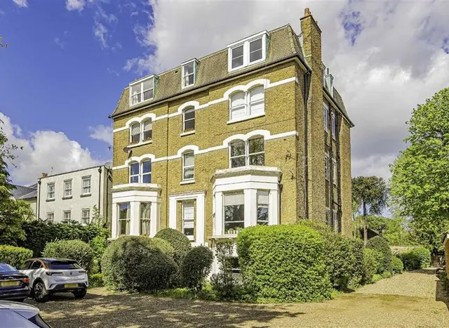 Hampton Road, Teddington, TW11, photo 1