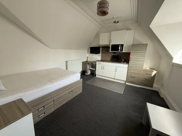 Roseangle, West End, DD1, photo 1