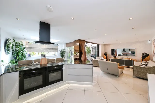 Three Tuns Road, Eastwood, NG16, photo 3