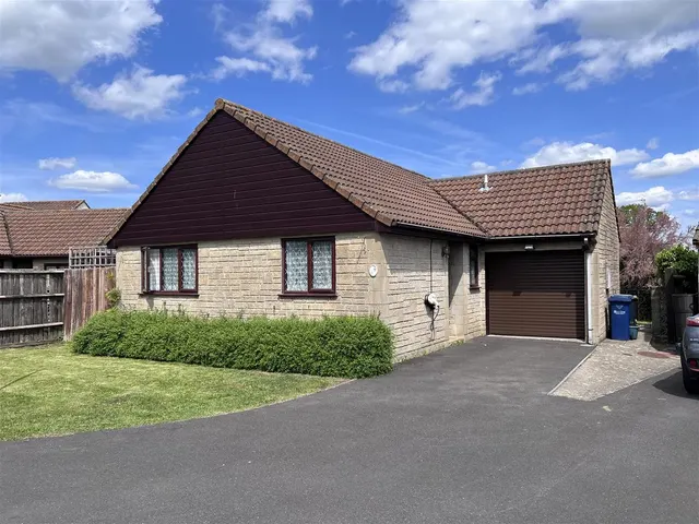 Davenant Close, Gillingham SP8 4SL, photo 1