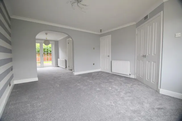 Photo 3 — Drumpellier Gardens, Condorrat, Cumbernauld, G67 4NT