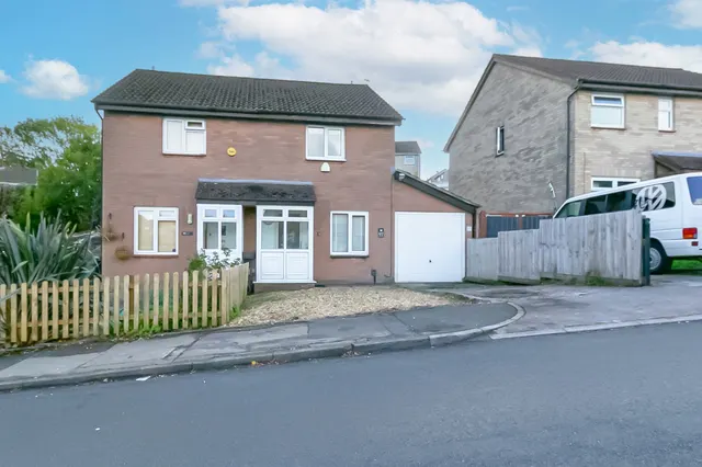 Lydstep Road, Barry, CF62, photo 1