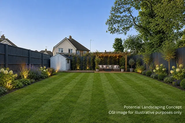 4 bedroom house — Loveall House, The Lawns, Banstead, SM7