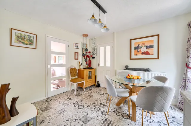Spring Way, Alresford, SO24, photo 3