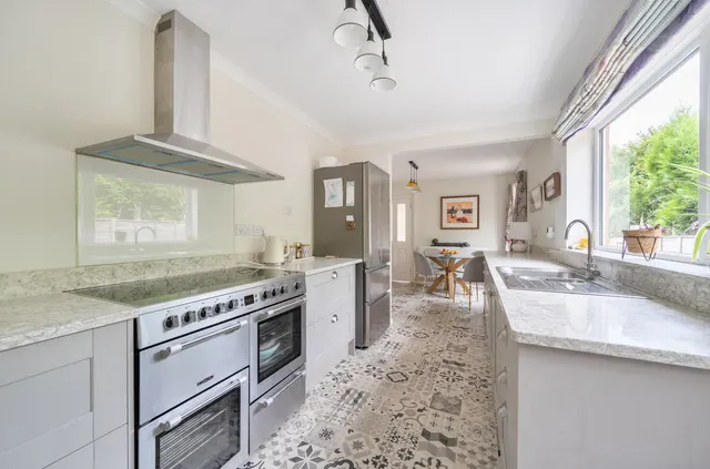 Spring Way, Alresford, SO24, photo 2