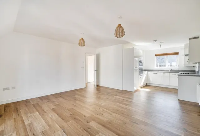 Mustoe Road, Frenchay, BS16, photo 2