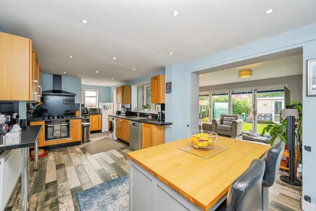 Bleak House Drive, Burntwood, WS7, photo 3
