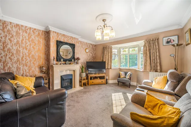 May Lane, Kings Heath, B14, photo 3