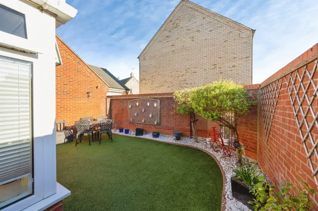Partridge Road, Leighton Buzzard, LU7, photo 2
