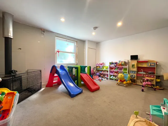 George Lane, Bredbury, SK6, photo 3