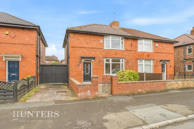 Blue Bell Avenue, Manchester, photo 1
