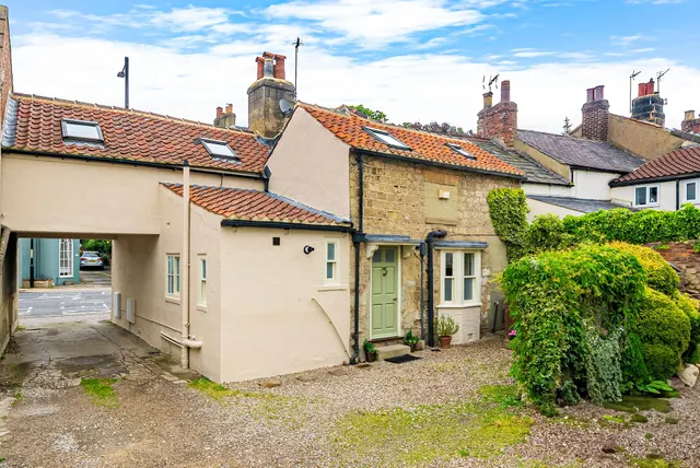 Bond End, Knaresborough, HG5, photo 1