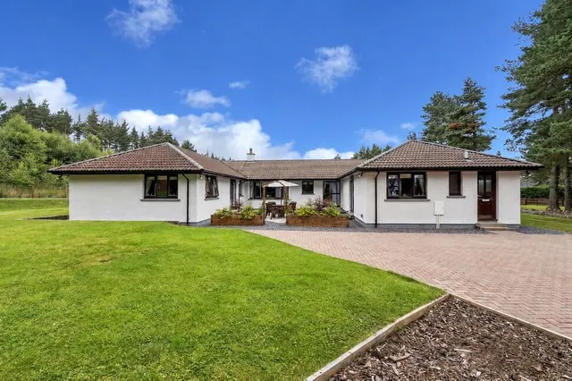 Tomatin, Inverness, Highland, IV13, photo 1
