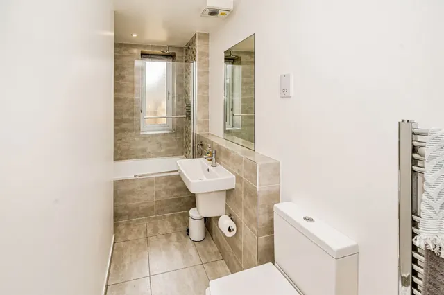 Walton Street, Aylesbury, HP21, photo 3