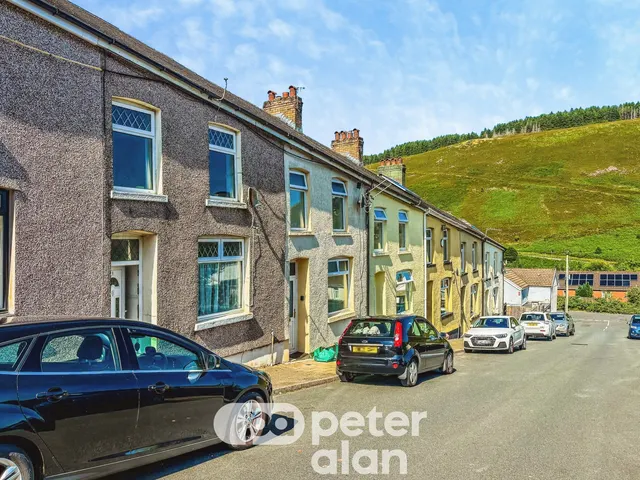 Wood Street, Ferndale, CF43, photo 1