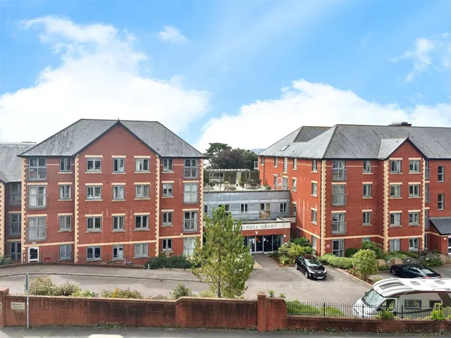 Douglas Avenue, Exmouth, Devon, EX8