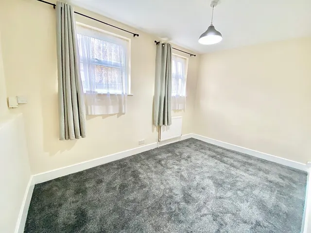 South Birkbeck Road, Leytonstone, E11, photo 3