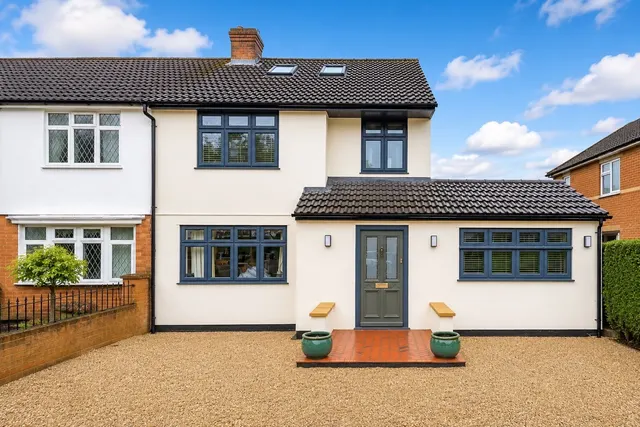St. Albans Road West, Hatfield, photo 1