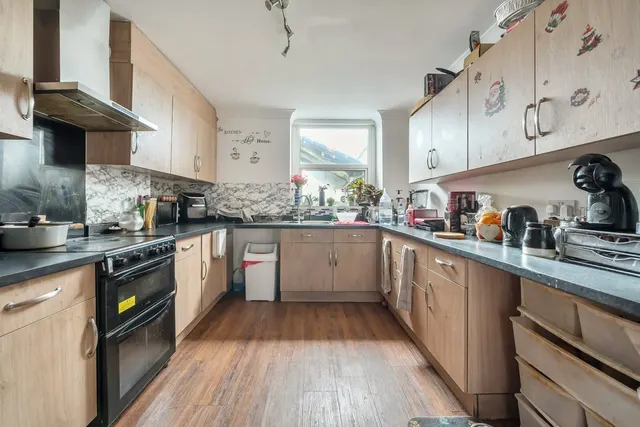 Old Laira Road, Plymouth, PL3, photo 2
