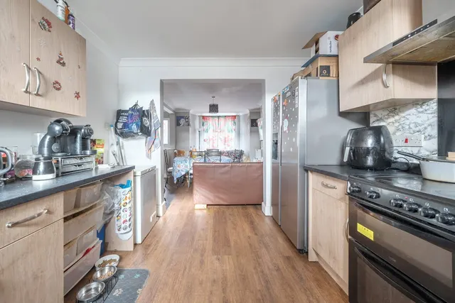 Old Laira Road, Plymouth, PL3, photo 3