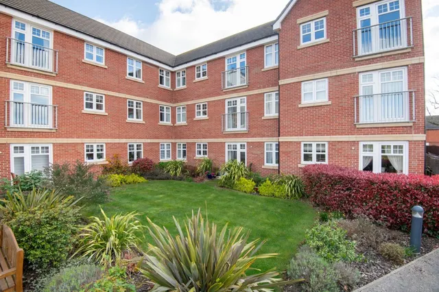 Westfield Road, Wellingborough, NN8, photo 2