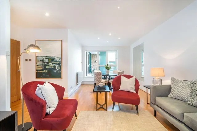 Beckford Close, London, W14, photo 2