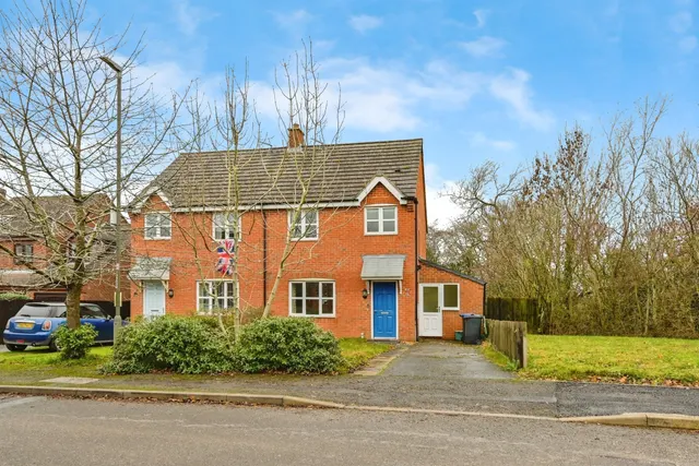 Cavendish Drive, Ashbourne, photo 1