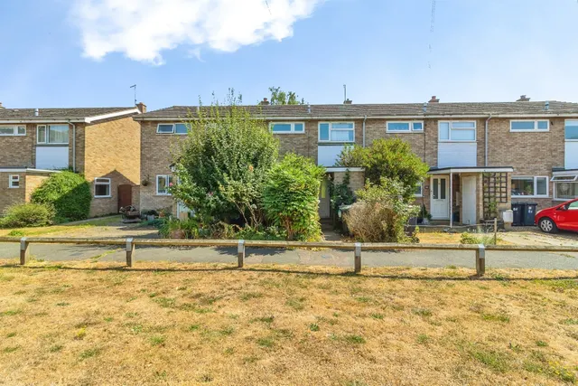Manor Road, Marston Moretaine, Bedford, photo 1
