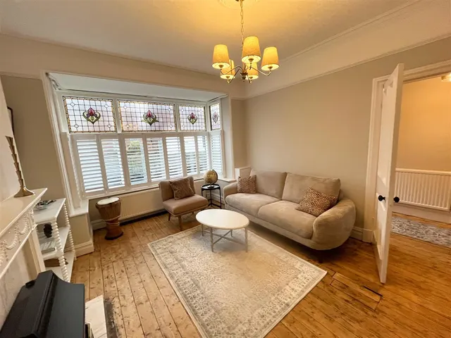 Altrincham Road, Wilmslow, SK9, photo 3