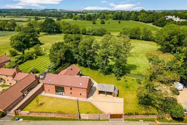 School Lane, Colston Bassett, NG12, photo 1