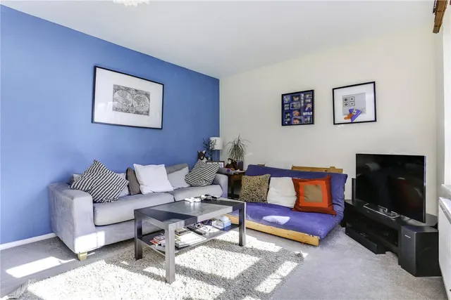 Courtney Court, Courtney Road, N7, photo 1