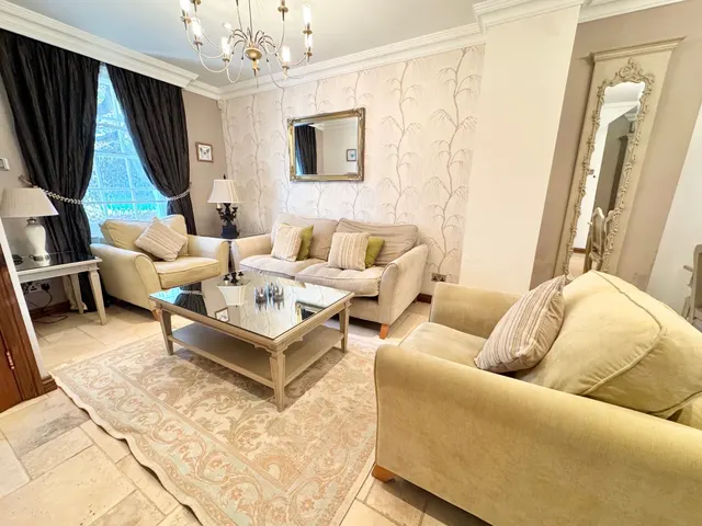 Thames Street, Poole, BH15, photo 2